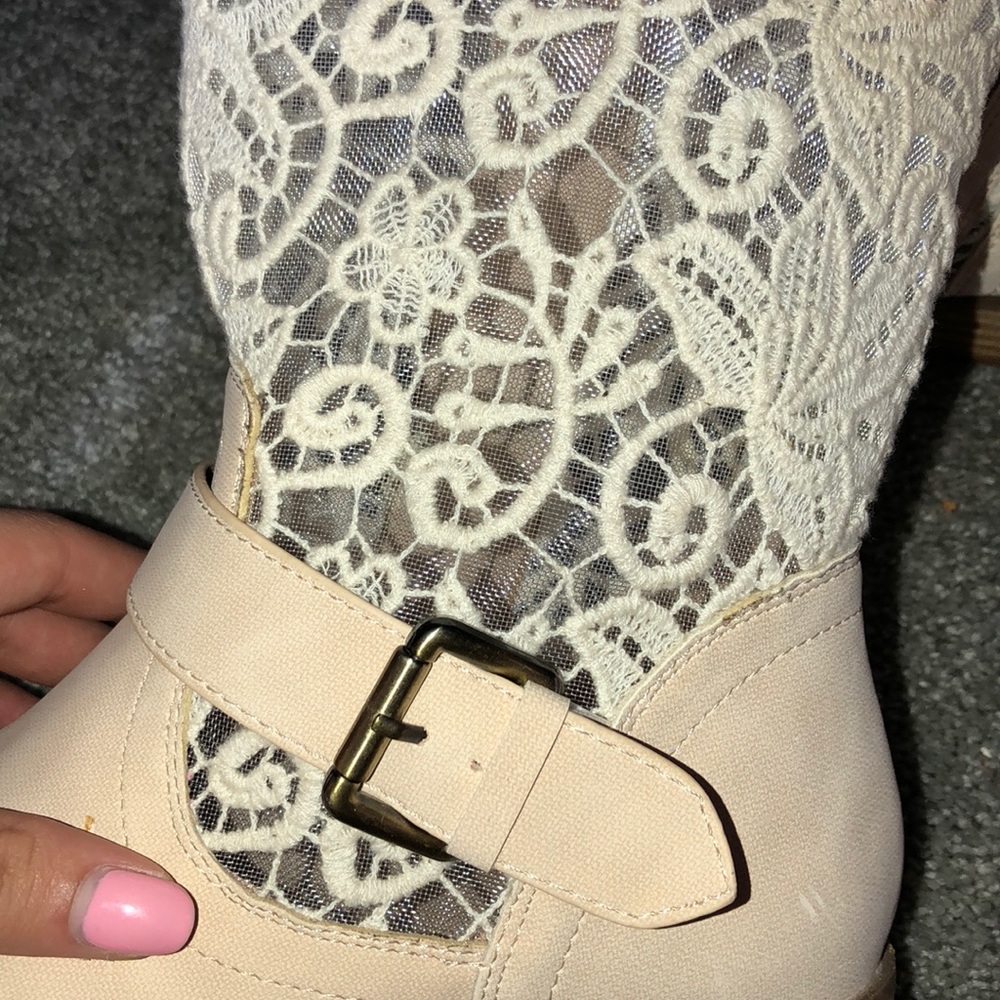 Booties - Picture 4 of 5